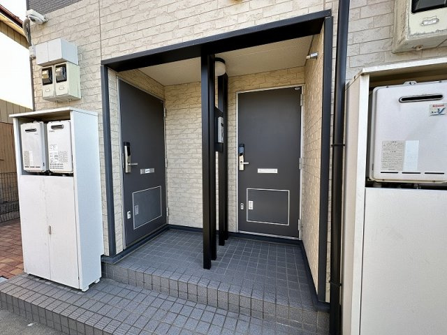 レオパレスリアンの玄関