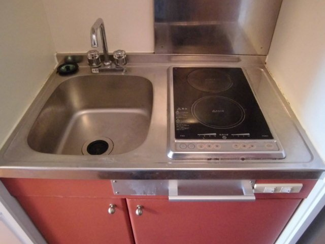 レオパレスリトルワールド　Ⅲのキッチン