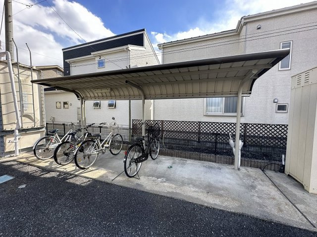 レオパレスアクエリアスのその他|駐輪場