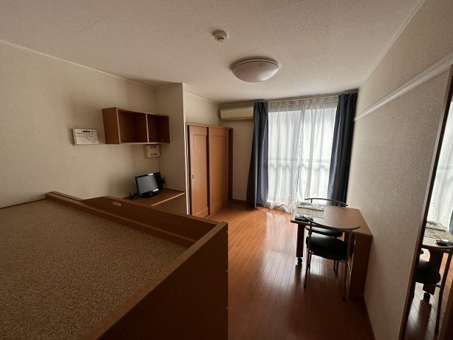 レオパレスアクエリアスの居間・リビング