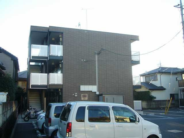 レオパレス月見ヶ丘の外観