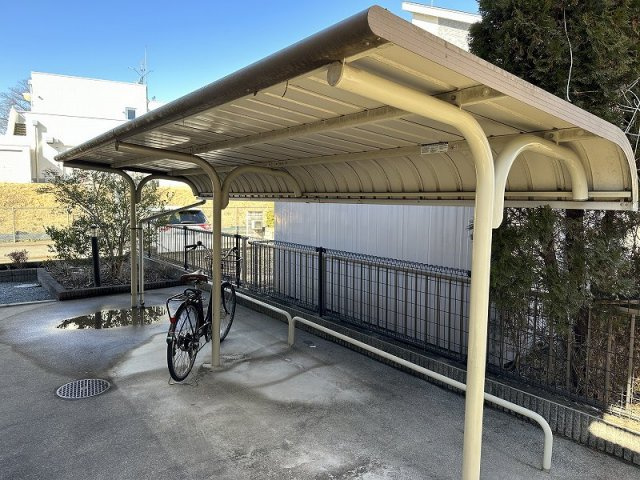 レオパレスカトレアⅡのその他|駐輪場