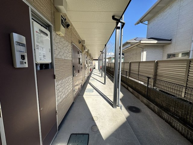 レオパレスカトレアⅡのその他|1階廊下