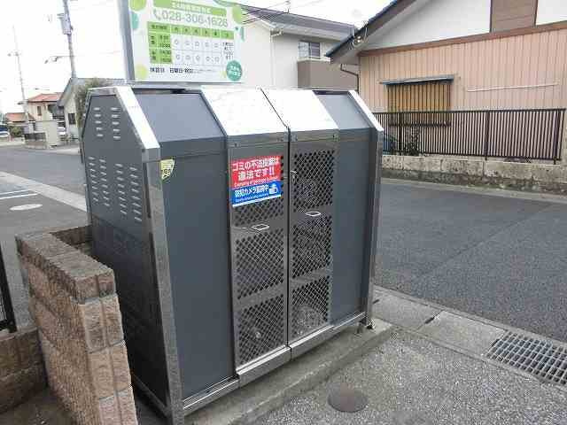 レオパレス横田新町のその他|入居者様専用ゴミ庫です。