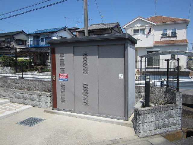 レオパレスプレヴェールのその他|入居者様専用ゴミ庫です。