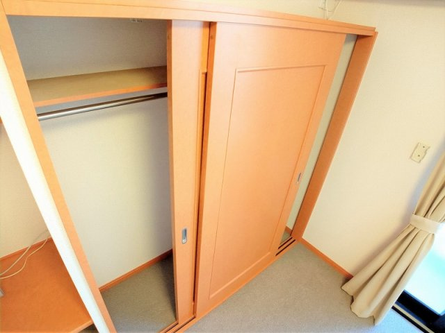 レオパレスパークハウス宮の内の内装