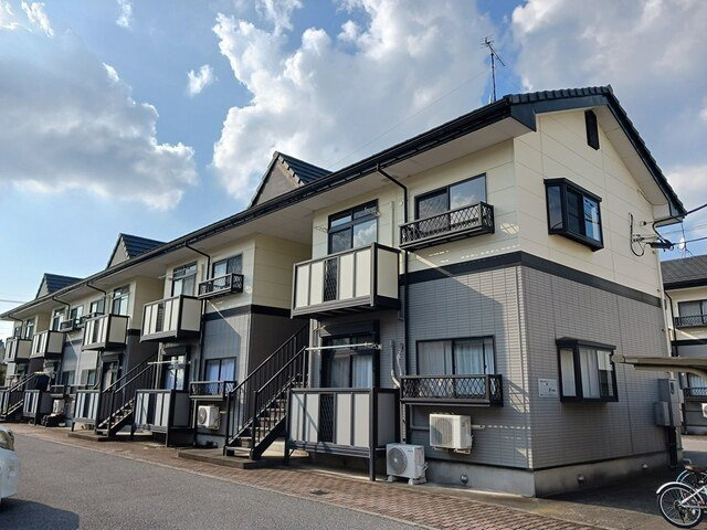 ニューエリール篠塚Ｂ