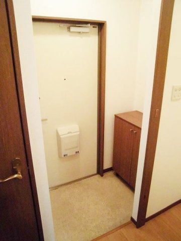 ヴェルドールマンションの玄関