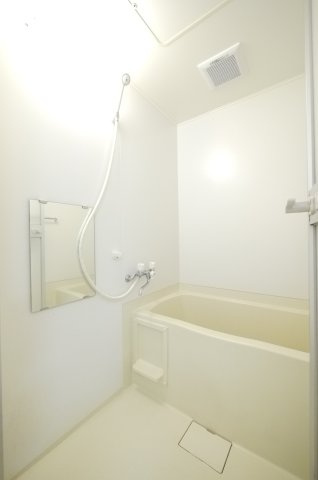 スーリール平田の浴室|※写真は別の部屋のものです。