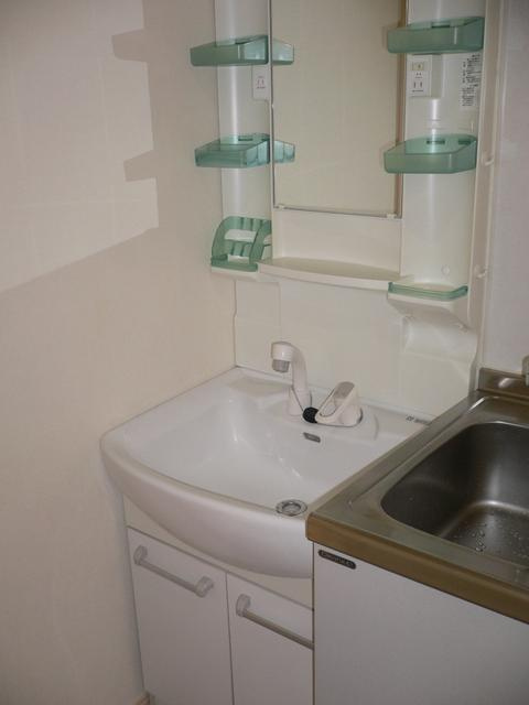 ヘブンリーブルーJの洗面所