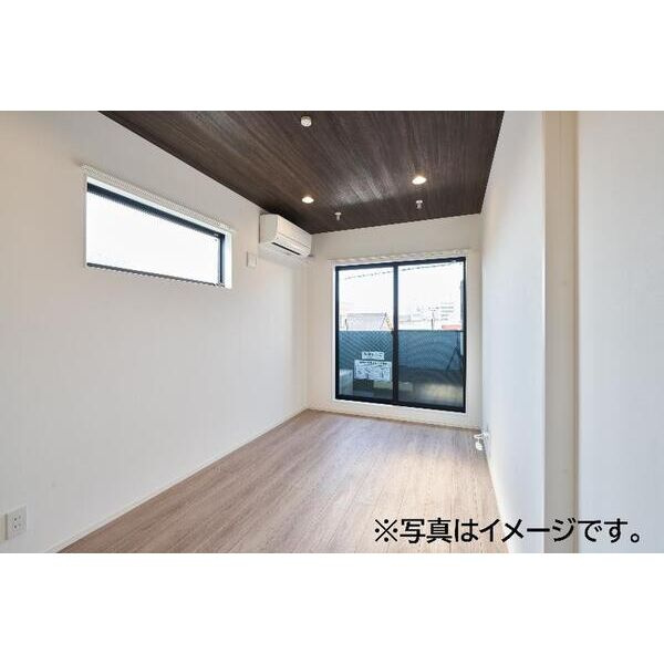 リュクスシティー黄金(リュクスシティーコガネ)　名古屋市賃貸　仲介手数料無料の居間・リビング