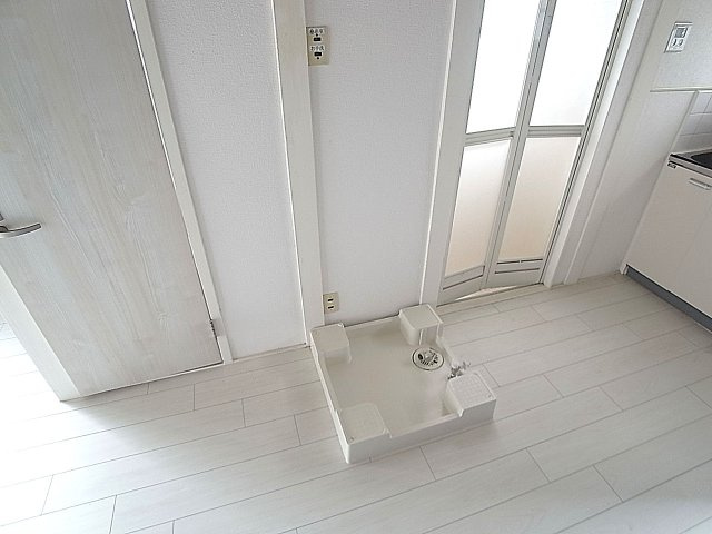 CoCoハイツの洗面所|室内洗濯機置場でドラム式も対応