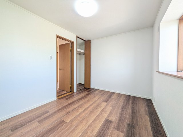 八王子市　北野町　中古戸建ての収納|～収納力の高いクローゼット完備～