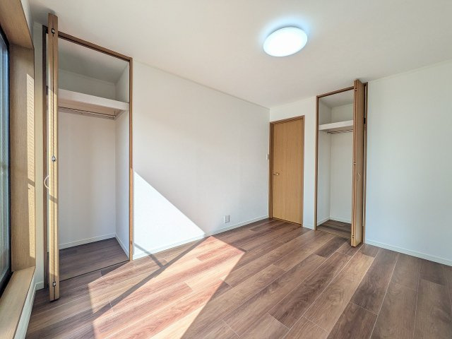 八王子市　北野町　中古戸建ての収納|～クローゼットが2ヶ所あるお部屋です～