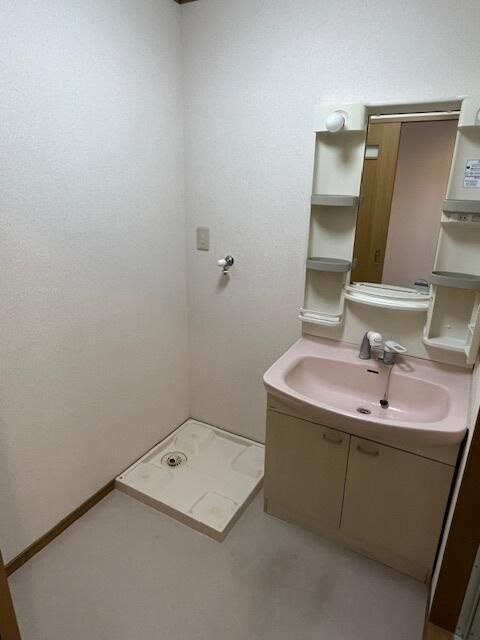 ロイヤルコンフォート大宮の洗面所