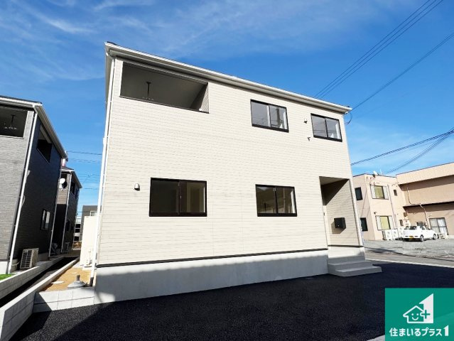 西脇市和布町　第２期　新築一戸建ての外観|安心の10年保証！外観を美しく保ち、雨水で汚れを落とします！気になることがありましたら、お気軽にお問い合わせください！