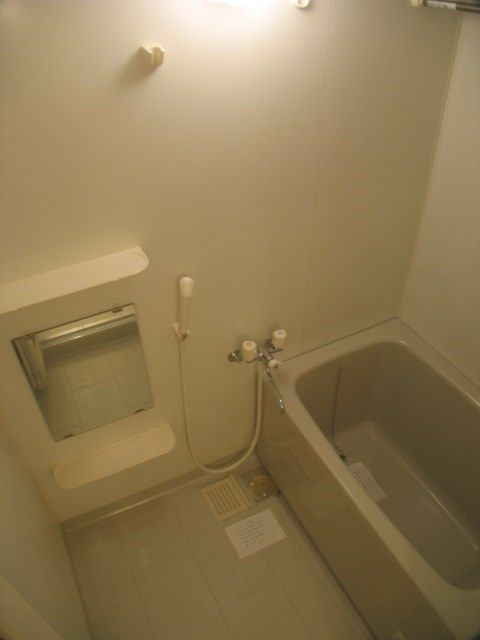 アンセドールの浴室