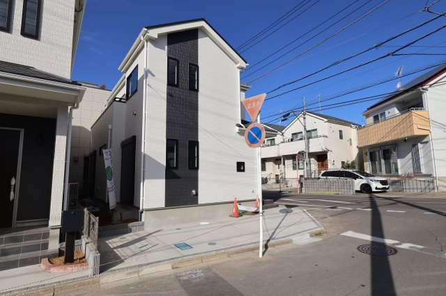 《仲介手数料無料》北区奈良町79-7新築一戸建てハートフルタウンの外観|撮影日 2025年12月6日 10:00 晴れ