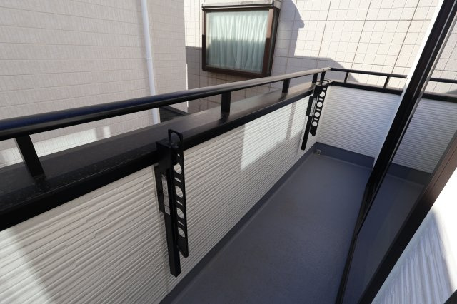 《仲介手数料無料》北区奈良町79-7新築一戸建てハートフルタウンのバルコニー|撮影日 2025年12月6日 10:00 晴れ