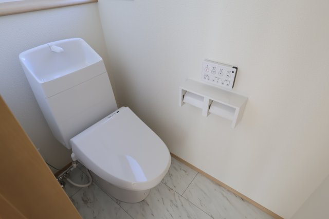 《仲介手数料無料》北区奈良町79-7新築一戸建てハートフルタウンのトイレ|撮影日 2025年12月6日 10:00 晴れ