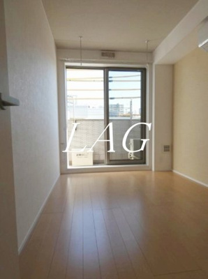 【居間・リビング】 | ベルーチェ | 洋室のお部屋です。