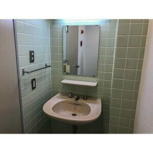 SFPビルの洗面所