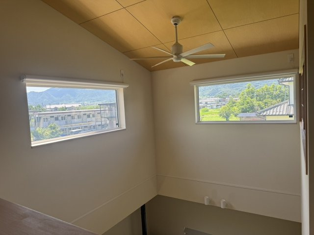 上田市五加　売中古住宅の和室|2F：和室4.5帖