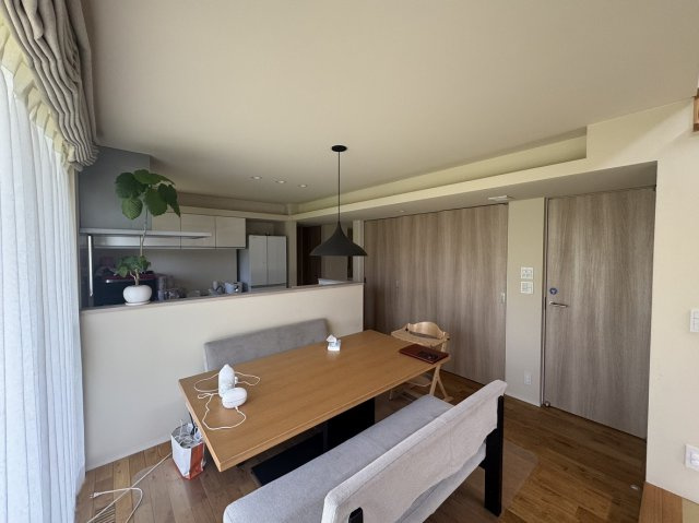 上田市五加　売中古住宅のダイニング