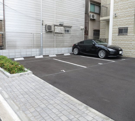 サンセール海老江の駐車場