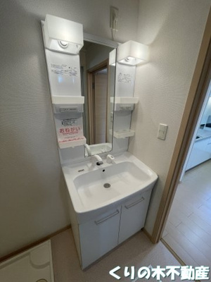 【洗面所】 | ガーデンハウス・メイ | ゆったりとスペースのある洗面所