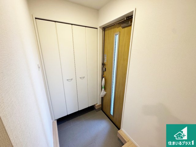 西脇市和布町　第２期　新築一戸建ての玄関|シューズボックスにはたくさんの靴が収納できるので玄関周りはいつもスッキリ！ご家族が増えても安心！