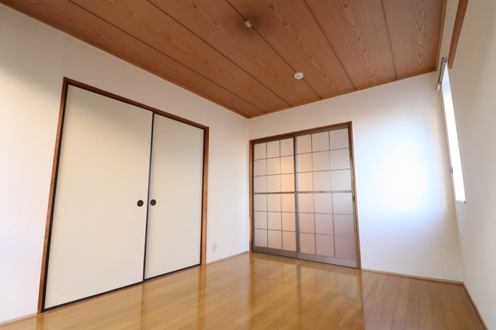 熊本市南区幸田２丁目のアパートの洋室