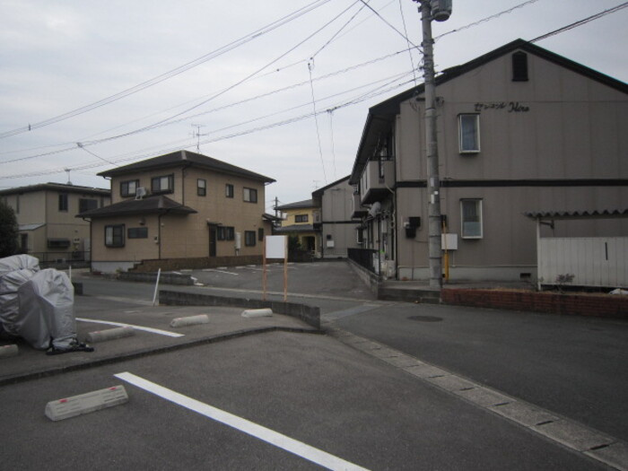 熊本市南区幸田２丁目のアパートの駐車場