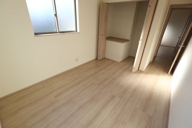 【洋室】 | 《仲介手数料無料》南区関１丁目8-14(C号棟)新築一戸建てハートフルタウン | 撮影日 2025年11月15日 14:10 晴れ