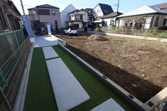 【駐車場】 | 《仲介手数料無料》南区関１丁目8-14(C号棟)新築一戸建てハートフルタウン | 撮影日 2025年11月15日 14:10 晴れ