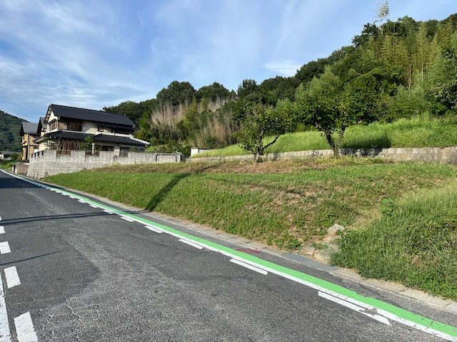 鴨方町地頭上売地の外観