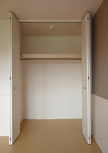 町田市三輪町のアパートの収納