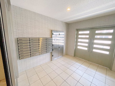 【ロビー】 | Shibata PalaceⅧ【名古屋市賃貸・浴室乾燥機】