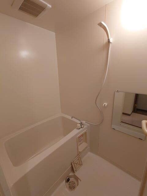 三島ガーデンヒルズアネックスの浴室