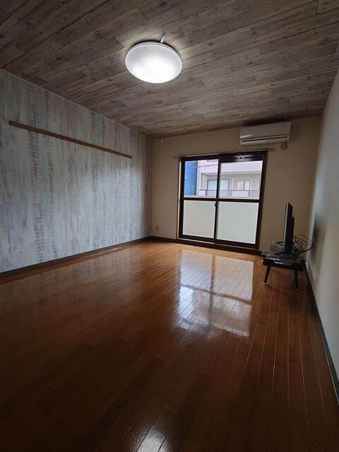 三島ガーデンヒルズアネックスの洋室