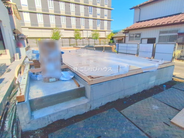 桶川市北泉1丁目　3期　新築一戸建て　ブルーミングガーデン　01