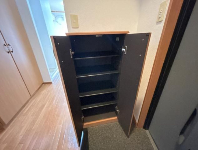 セリーヌ池尻大橋　角部屋　ネット0　駅近　ペット相談の玄関