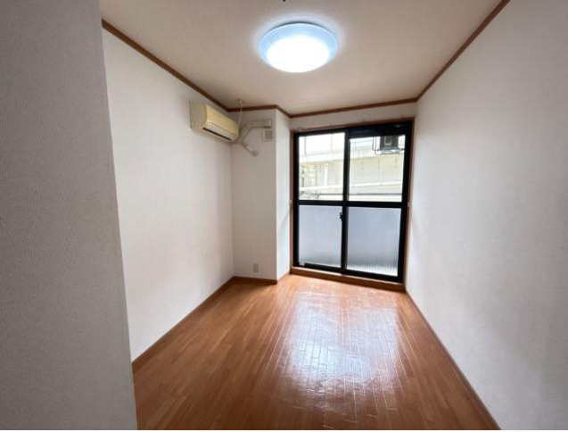 セリーヌ池尻大橋　角部屋　ネット0　駅近　ペット相談の居間・リビング