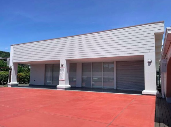 森の里ショッピングプラザ　２階銀行等