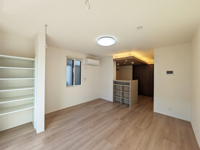 【居間・リビング】 | DROOM中町(ディールームナカマチ)