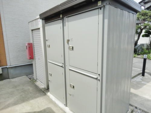 マ－ベラス・ウィングの設備