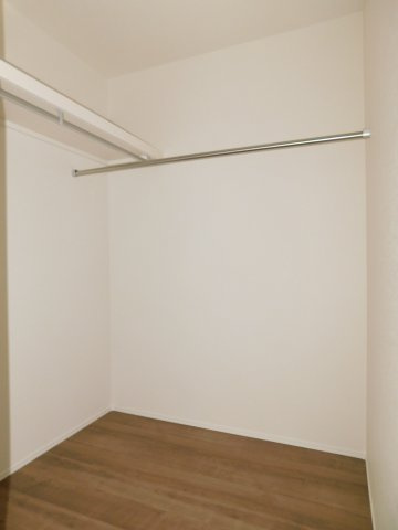 清須市春日上高畑の新築一戸建の収納|◇ウォークインクローゼット◇　　ファミリークローゼットとして利用できる大容量収納♪