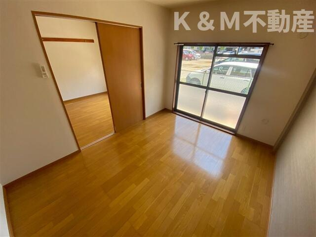 メゾンオーキスＢ棟の居間・リビング|おしゃれなリビングです