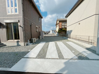 【駐車場】 | 岩端町戸建　1