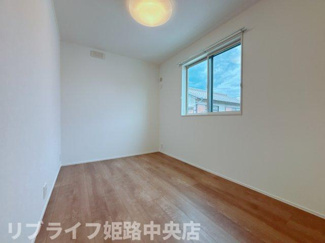 【洋室】 | 岩端町戸建　1